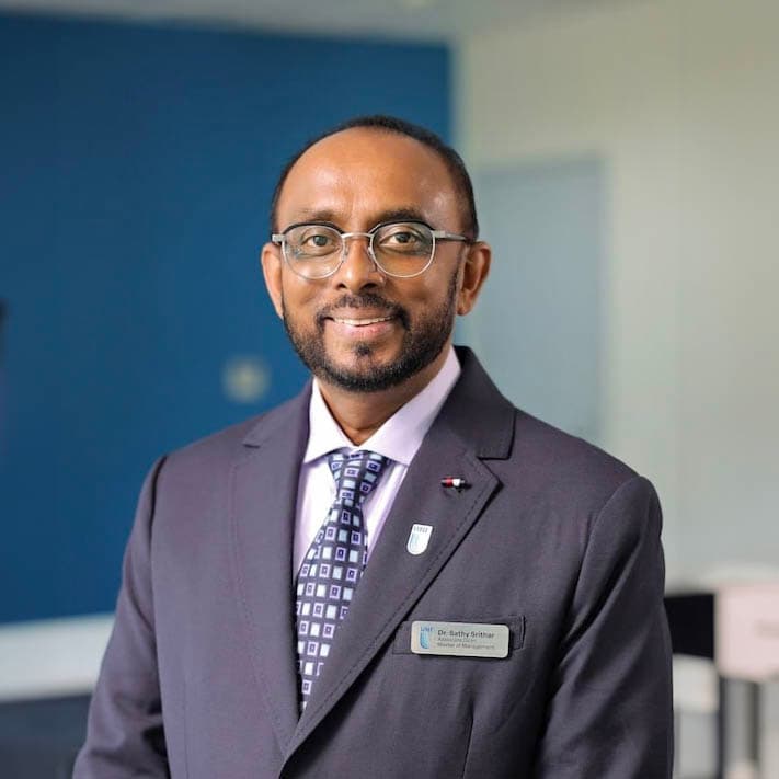 A portrait of Sathy Srithar